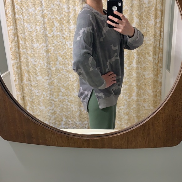 Camo crew neck sweatshirt - Picture 5 of 7